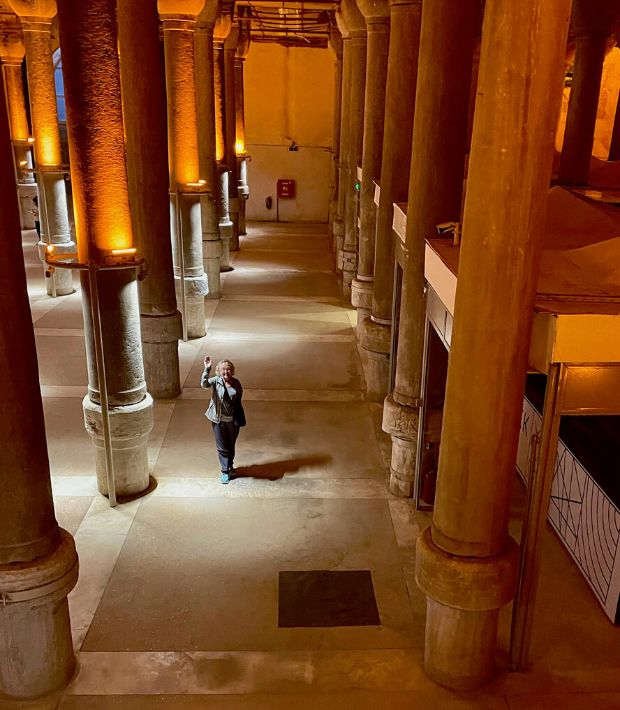 Alison in the Cistern of Philoxenos. Hagia Sophia – Church, Mosque or Museum?