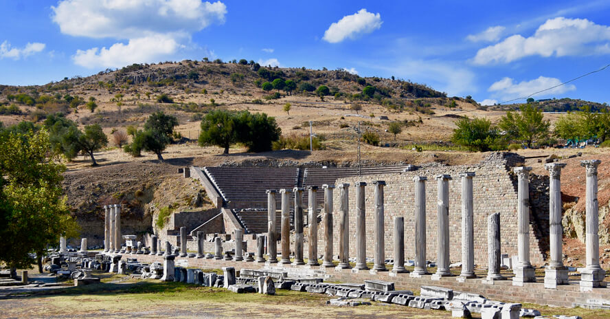 North Stoa, Asclepeion of Pergamon. Galen and the Asclepeion of Pergamon.