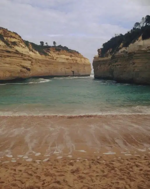 The Great Ocean Road | Location: Melbourne,  Australia