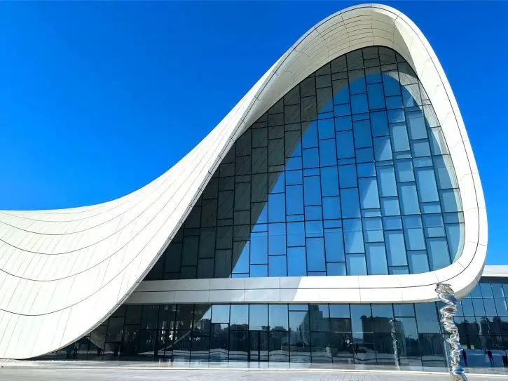 Heydar Aliyev Centre | Location: Baku,  Azerbaijan