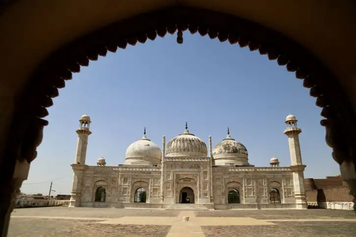 Derawar Mosque | Location: Pakistan