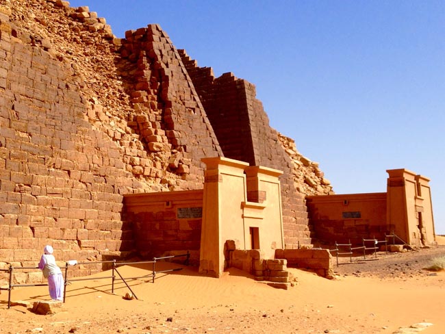 Location: Meroe,  Sudan