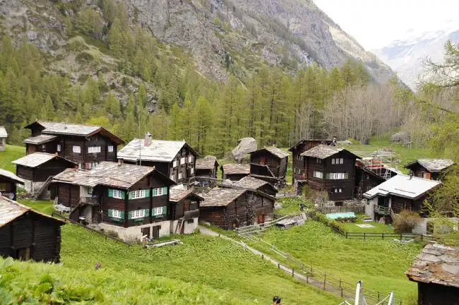 Alpine town | Location: Switzerland