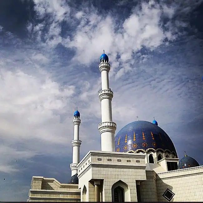 The Gurbanguly Hajji Mosque in Mary | Location: Merv,  Turkmenistan