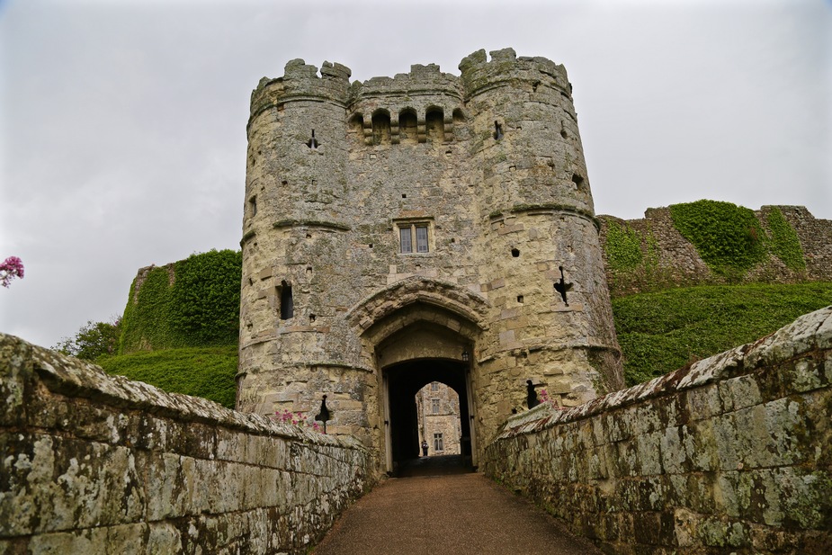 Carisbrooke Castle, Isle of Wight | Location: Isle Of Wight,  United Kingdom of Great Britain and Northern Ireland